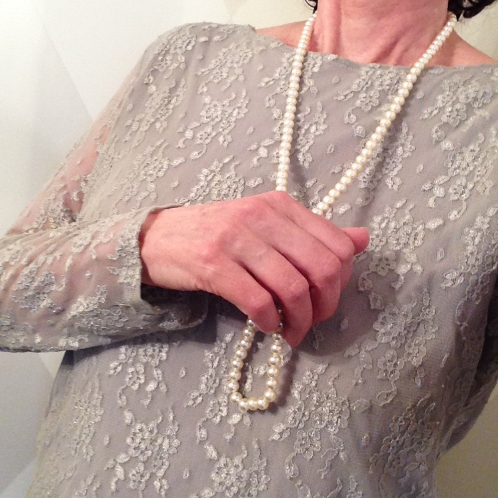 Gray Lace!  Sheer sleeves, lined body / Size L